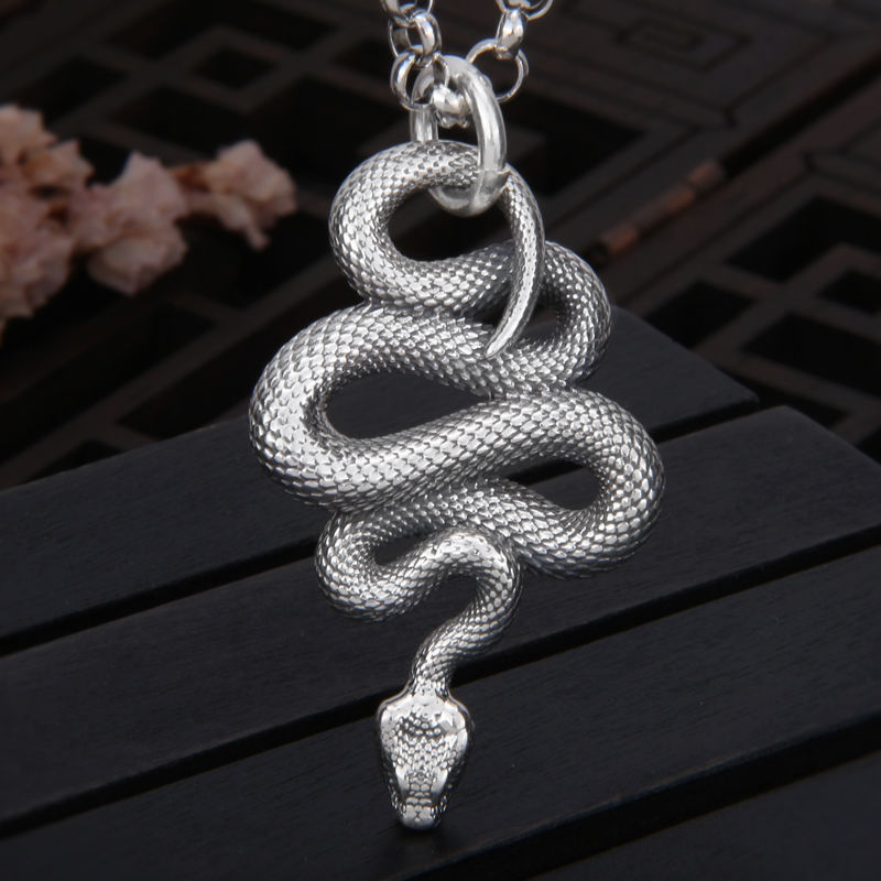 Feng Shui Necklace Ornament Hip Hop Men's and Women's Zodiac Snake Year Snake Pendant Lucky Fierce Glasses Snake King Necklace Ornament